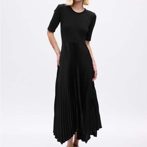 GAP Dresses & Skirts - NWT Gap Satin Pleated Midi Dress